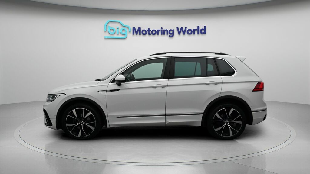 Volkswagen Tiguan R-line White #4