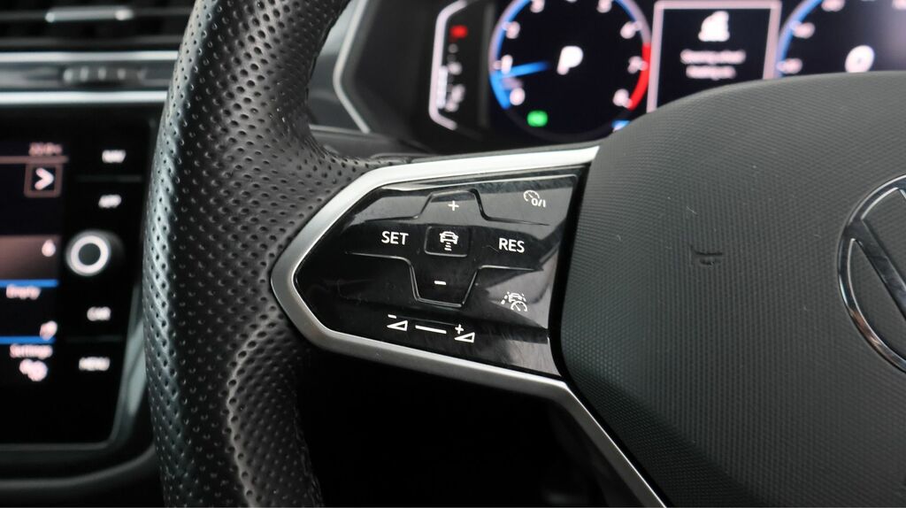 Volkswagen Tiguan 1.5 Tsi Active Silver #21