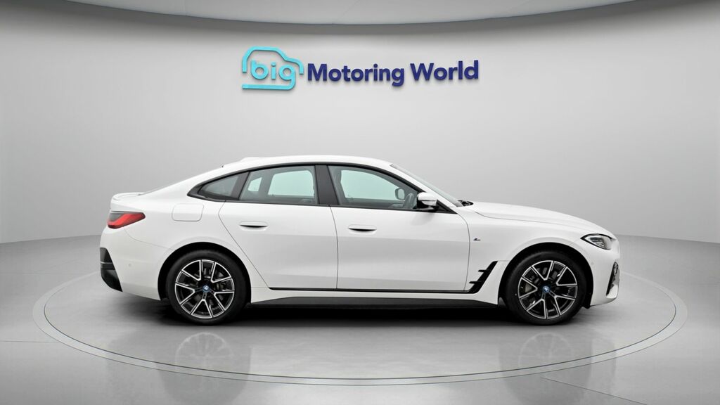 BMW i4 210Kw Edrive35 M Sport 70Kwh Pro Pack Blue #8