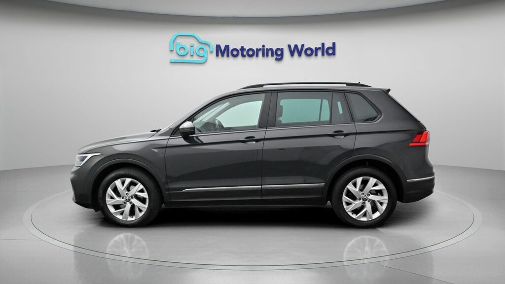 Volkswagen Tiguan Life Grey #4