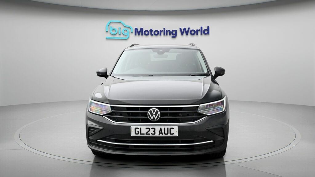 Volkswagen Tiguan Life Grey #2