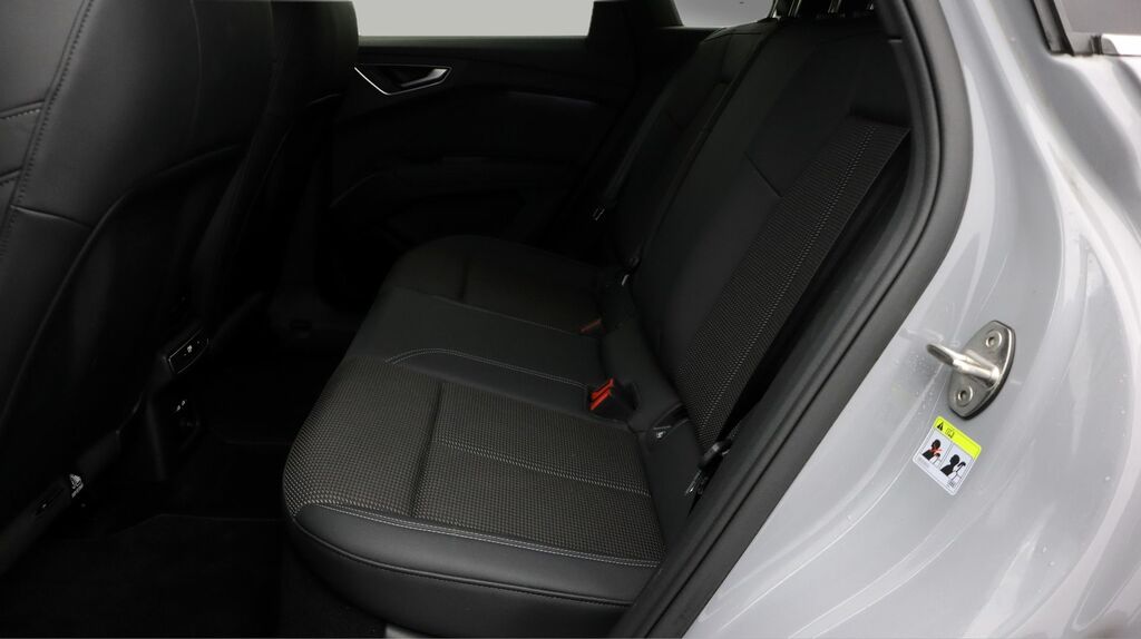 Audi Q4 E Tron 40 Sport Suv 82Kwh 204 Ps Black #16