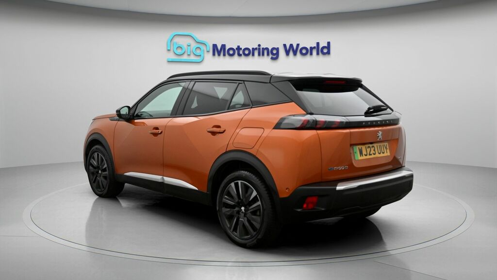 Peugeot e-2008 Gt Premium Orange #5