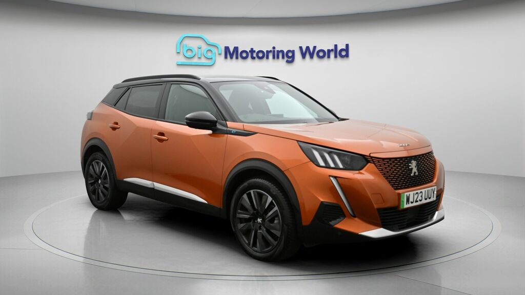 Peugeot e-2008 Gt Premium Orange