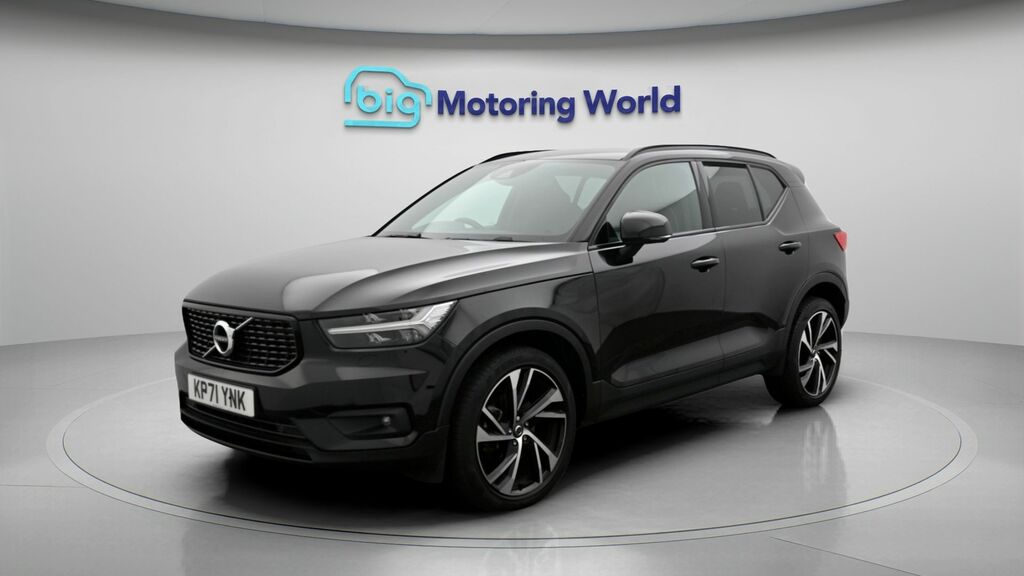 Volvo XC40 R-design Pro Black #3