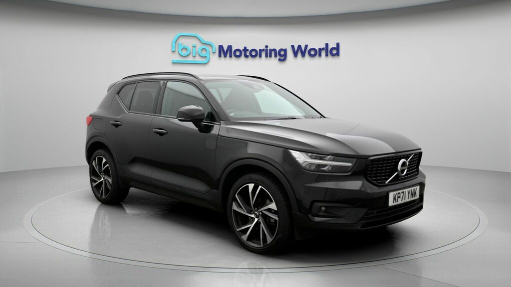 Volvo XC40 R-design Pro Black
