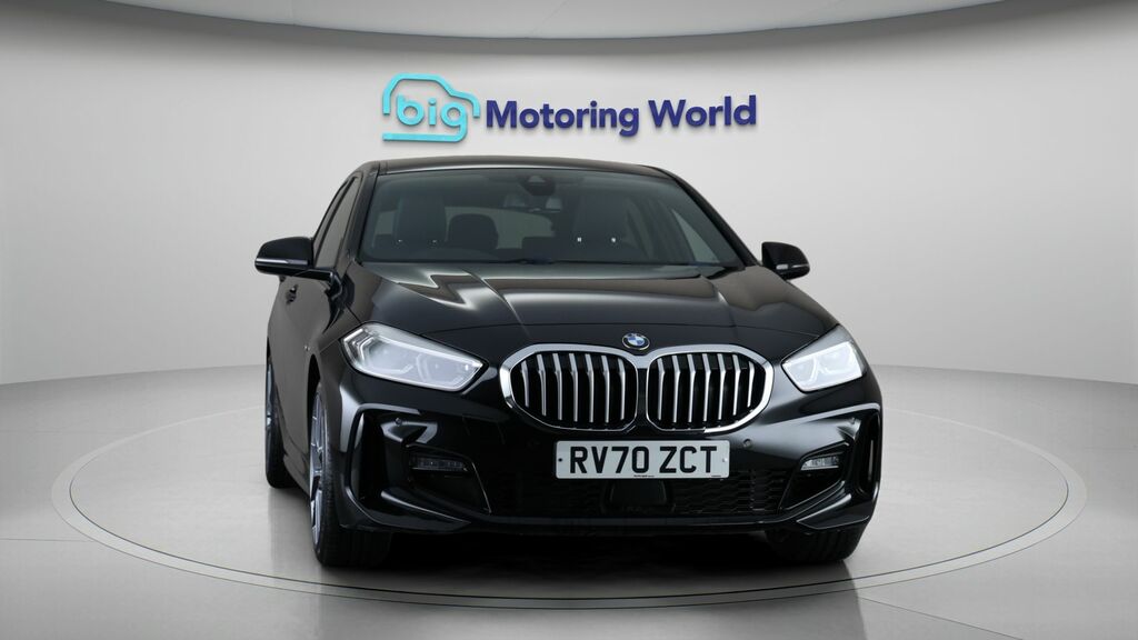 BMW 1 Series M Sport Black #2