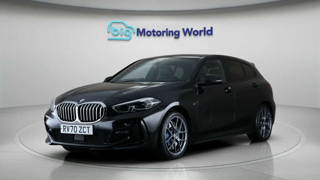 BMW 1 Series M Sport Black #3