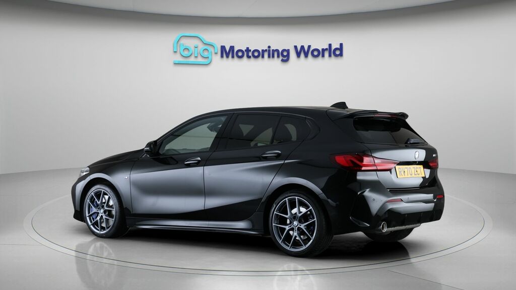 BMW 1 Series M Sport Black #5