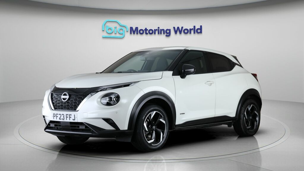 Nissan Juke N-connecta White #3