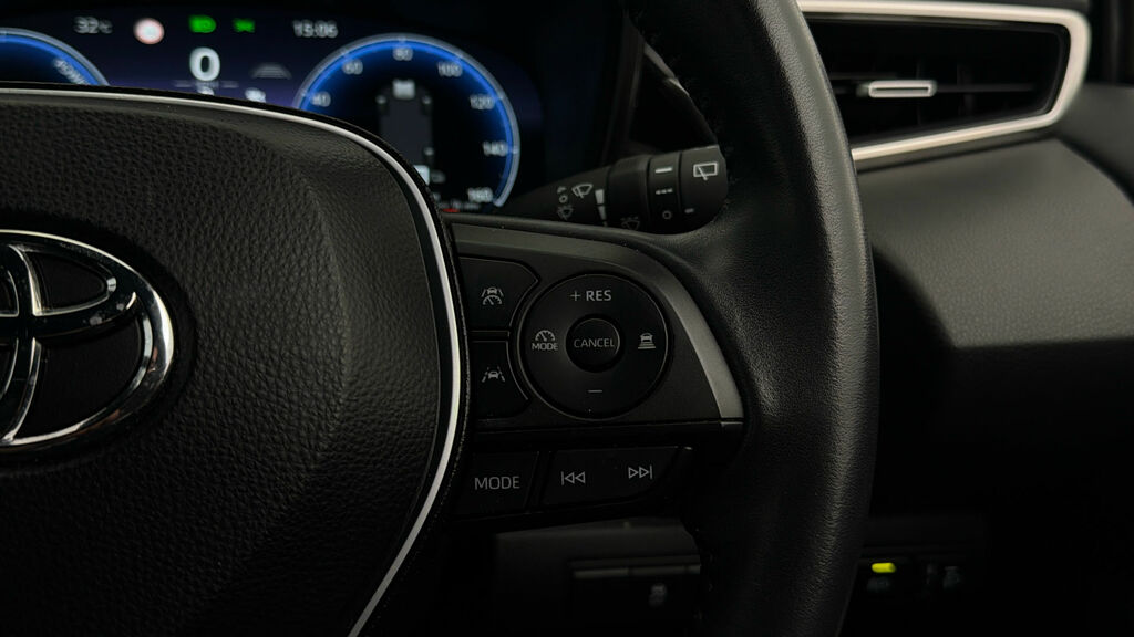 Toyota Corolla 2.0 Hybrid Excel Cvt Blue #24