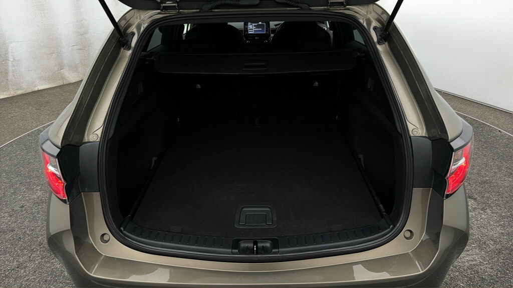 Suzuki Swace 1.8 Hybrid Sz-t Cvt Silver #16
