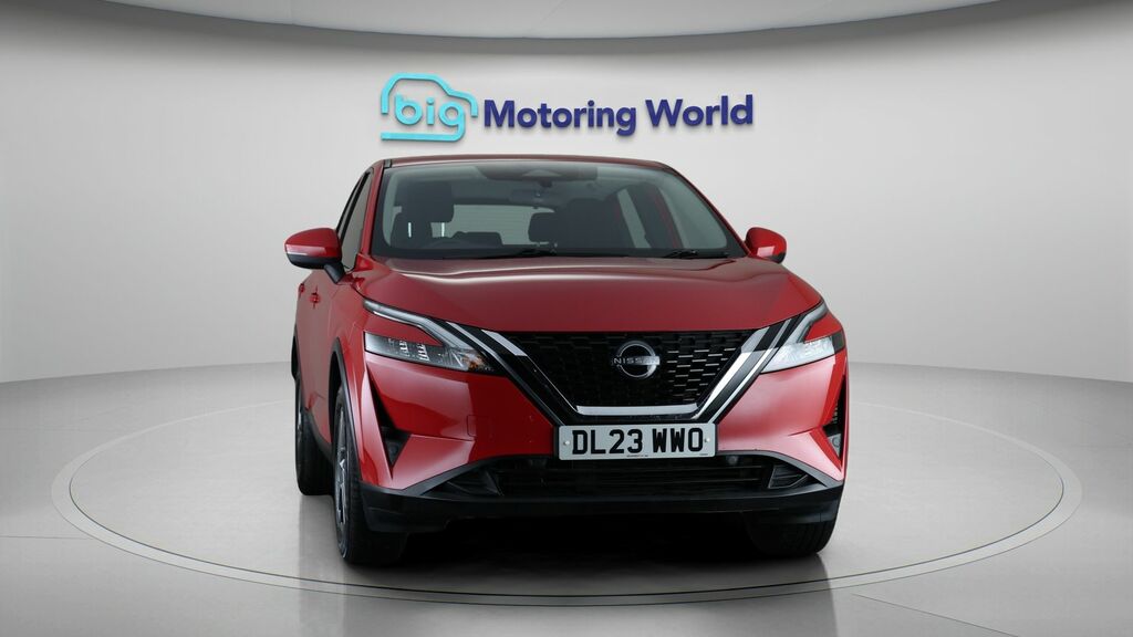 Nissan Qashqai Acenta Premium DL23WWO Red #2