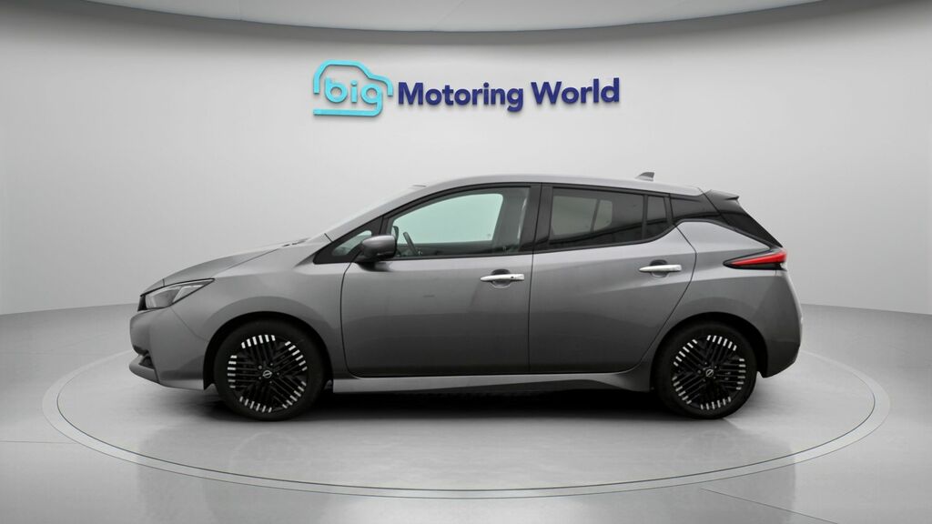 Nissan Leaf N-connecta Grey #4