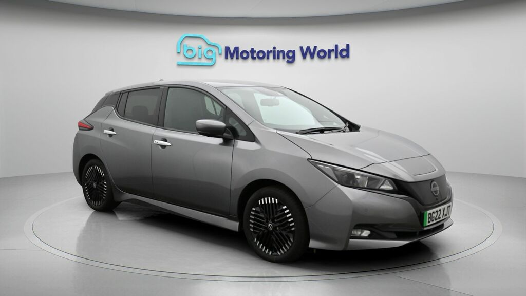 Nissan Leaf N-connecta Grey