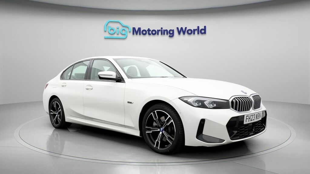 BMW 3 Series M Sport White