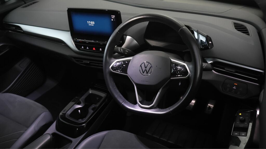 Volkswagen ID.4 Pro Performance 77Kwh Life Suv White #9