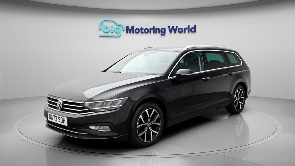 Volkswagen Passat Sel Black #3