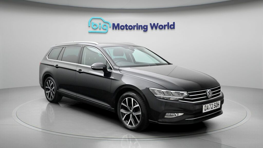 Volkswagen Passat Sel Black
