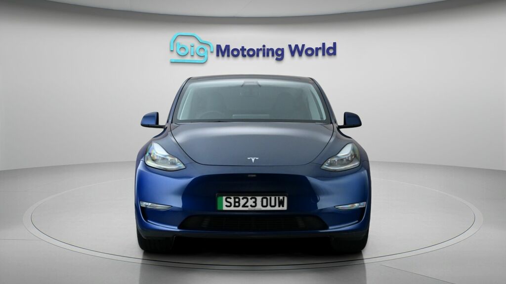 Tesla Model Y Long Range Blue #2