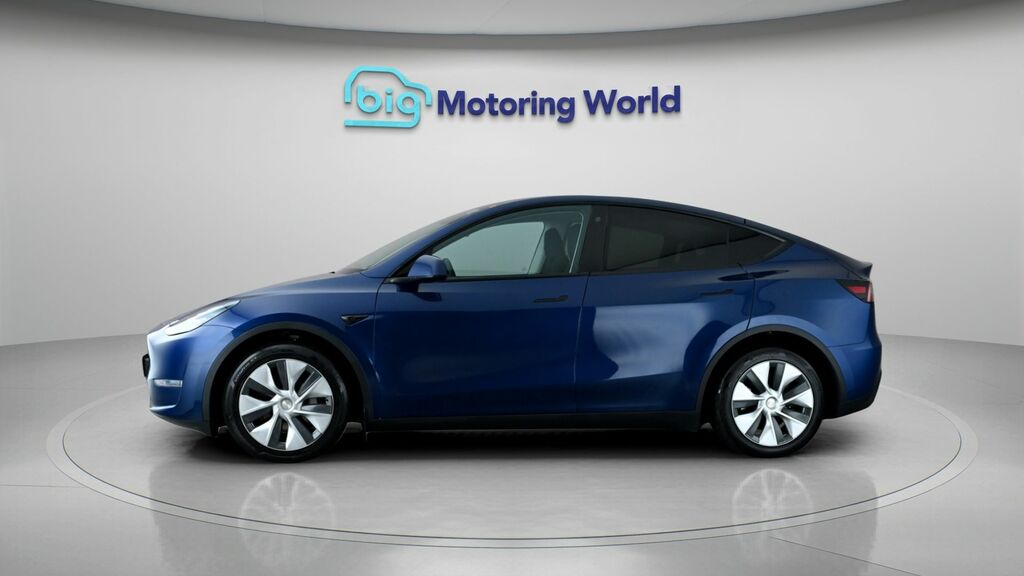 Tesla Model Y Long Range Blue #4