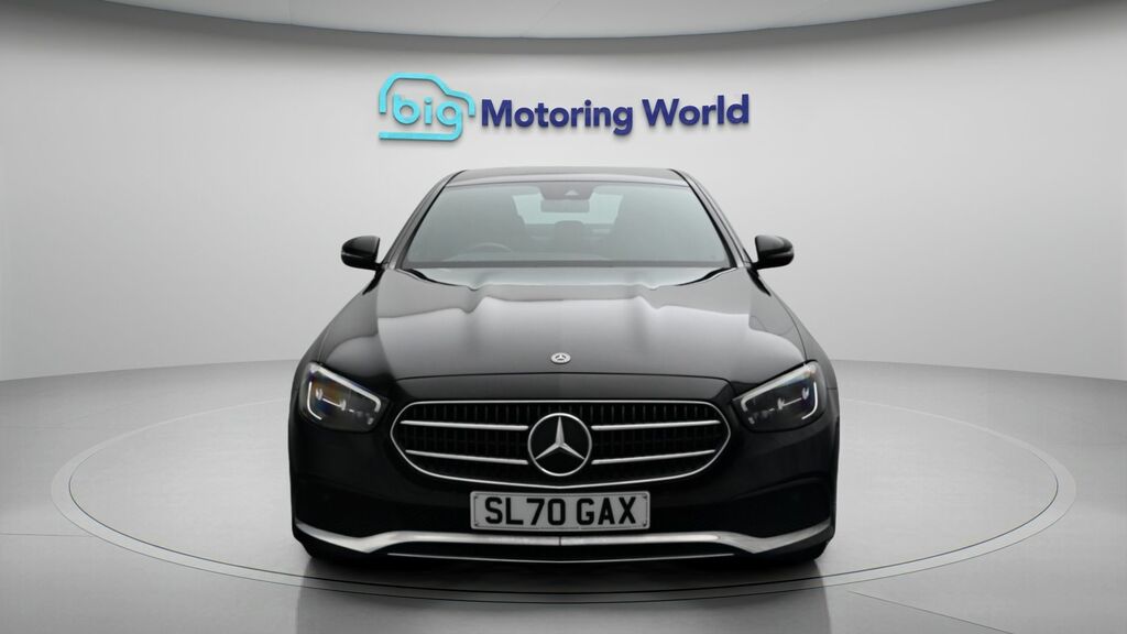 Mercedes-Benz E Class Sport Black #2