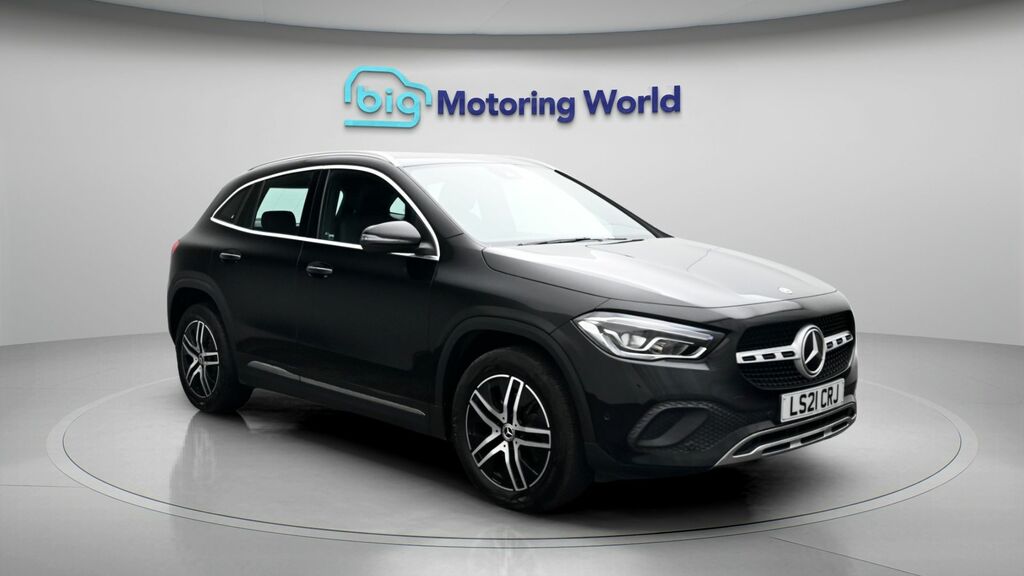 Mercedes-Benz GLA Class Sport Black