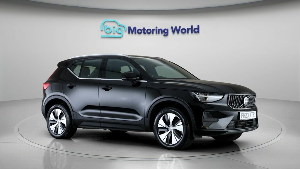 Volvo XC40 Core Black