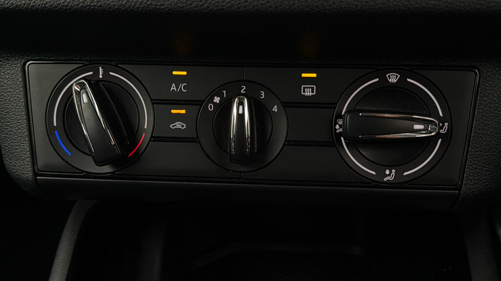 Skoda Kamiq 1.5 Tsi Act Se L Dsg - 2019 69 Silver #11
