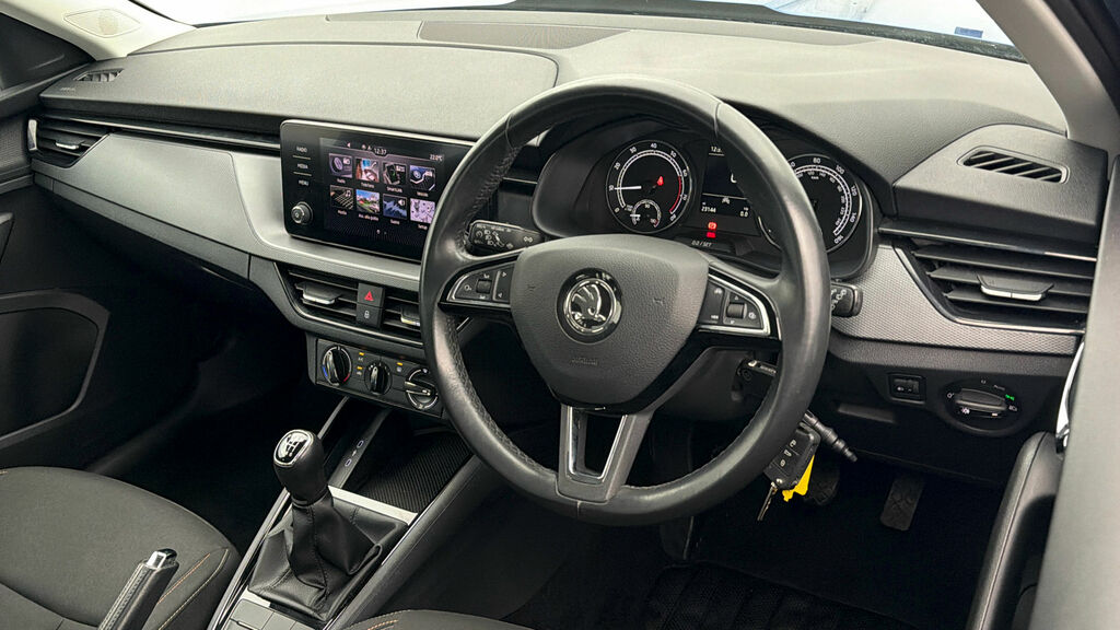 Skoda Kamiq 1.5 Tsi Act Se L Dsg - 2019 69 Silver #9
