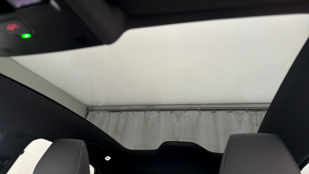 Skoda ENYAQ E 286Ps 85 Edition White #27
