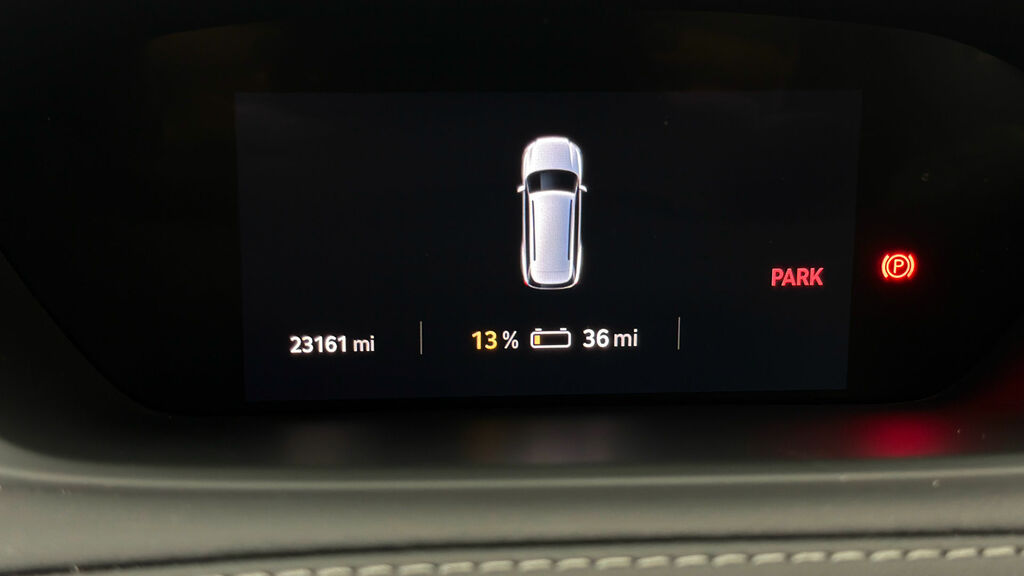 Skoda ENYAQ E 286Ps 85 Edition White #25