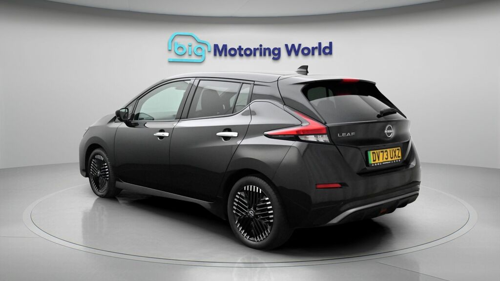 Nissan Leaf N-connecta Black #5