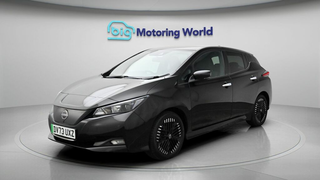 Nissan Leaf N-connecta Black #3