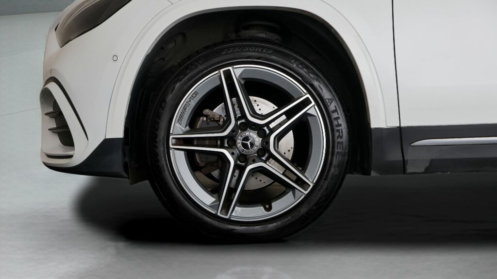 Mercedes-Benz GLA Class Gla 220D 4Matic Amg Line Premium Black #17