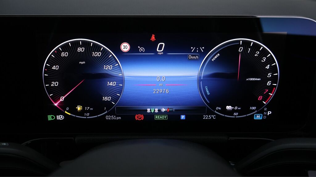 Mercedes-Benz GLA Class Gla 220D 4Matic Amg Line Premium Black #10