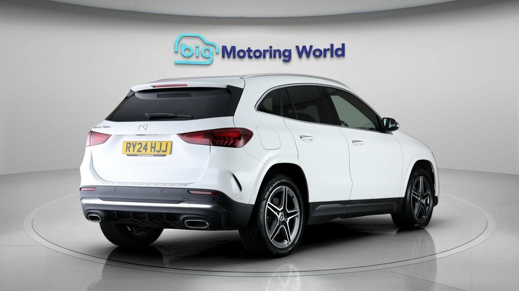 Mercedes-Benz GLA Class Gla 220D 4Matic Amg Line Premium Black #7