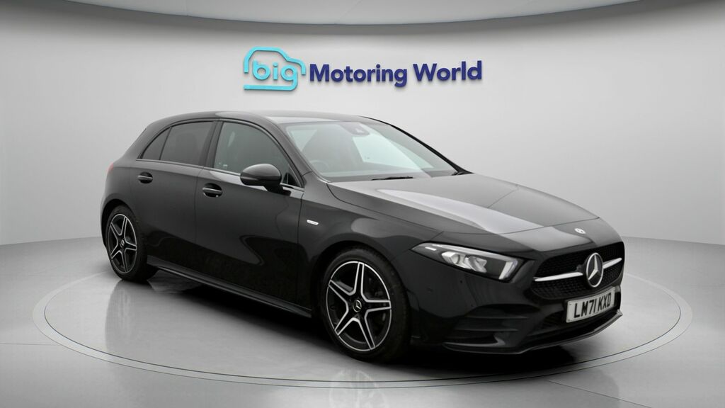 Mercedes-Benz A Class Amg Line Edition Black
