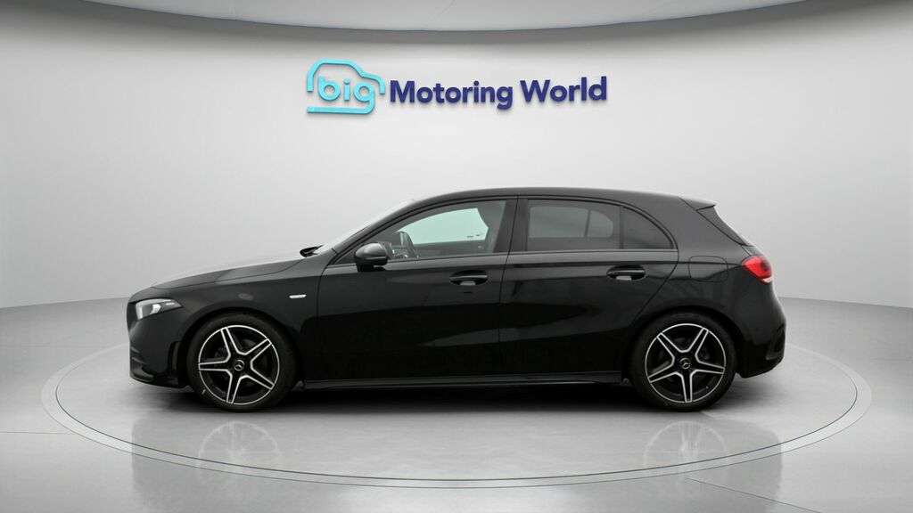 Mercedes-Benz A Class Amg Line Edition Black #4