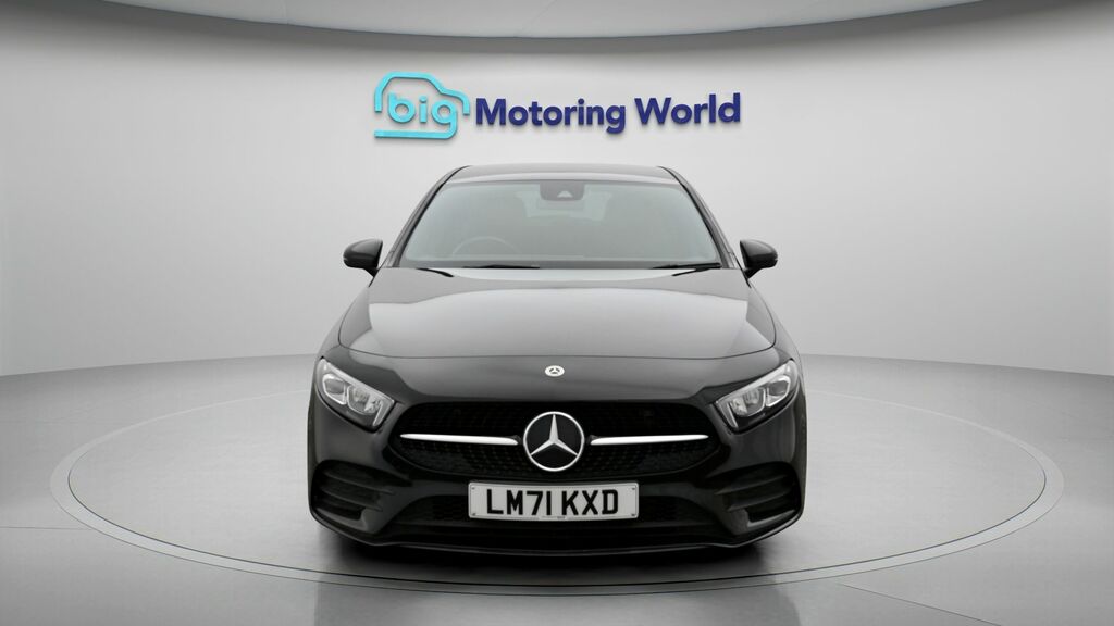 Mercedes-Benz A Class Amg Line Edition Black #2