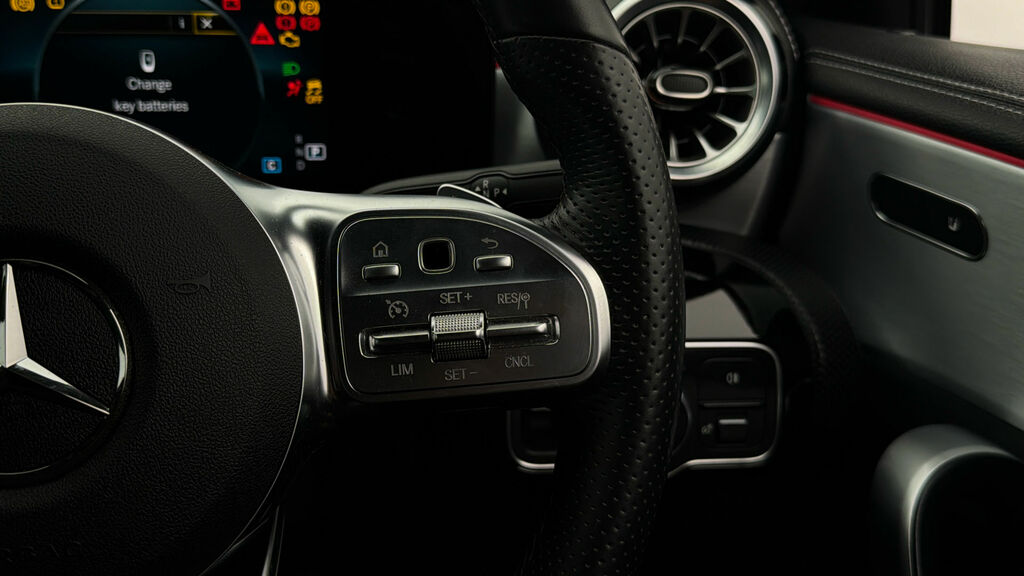 Mercedes-Benz A Class A180 Sport Executive 2021 Black #22