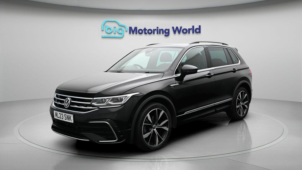Volkswagen Tiguan R-line ML23SNK Black #3
