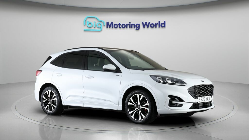 Ford Kuga St-line X Edition White