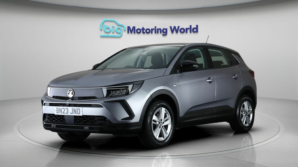 Vauxhall Grandland Design Grey #3
