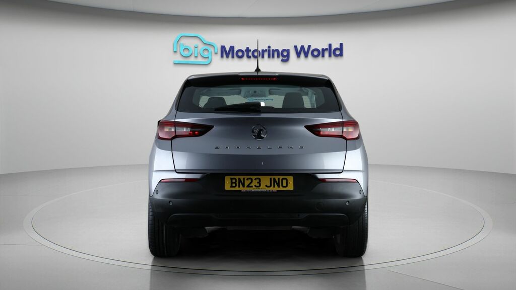 Vauxhall Grandland Design Grey #6