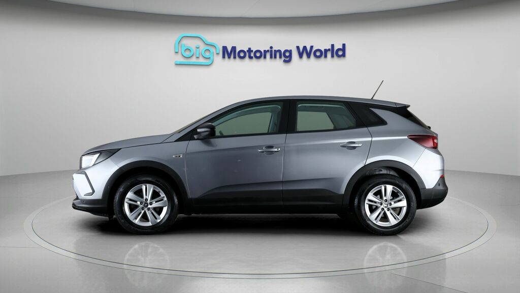 Vauxhall Grandland Design Grey #4