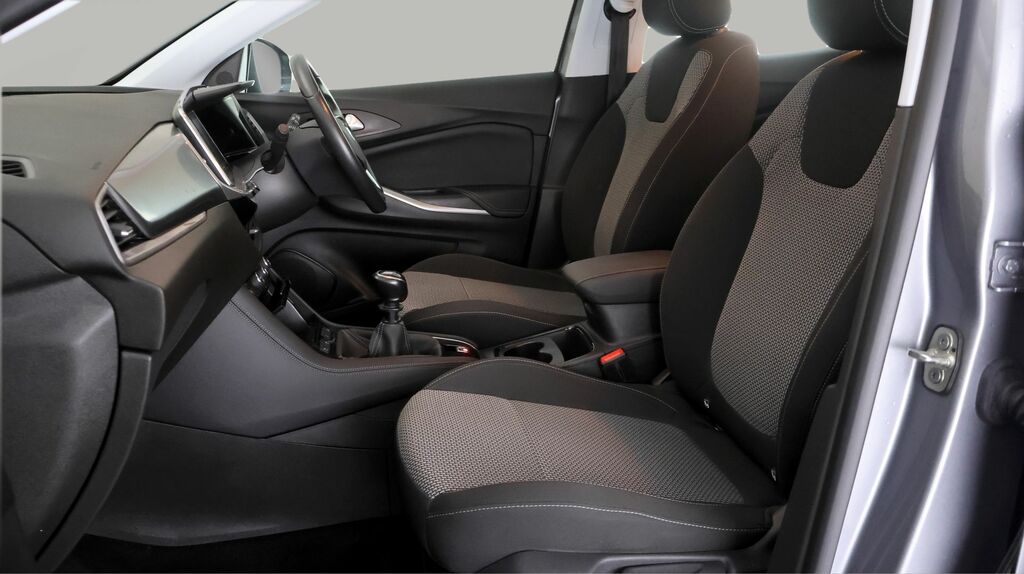 Vauxhall Grandland Suv Red #13
