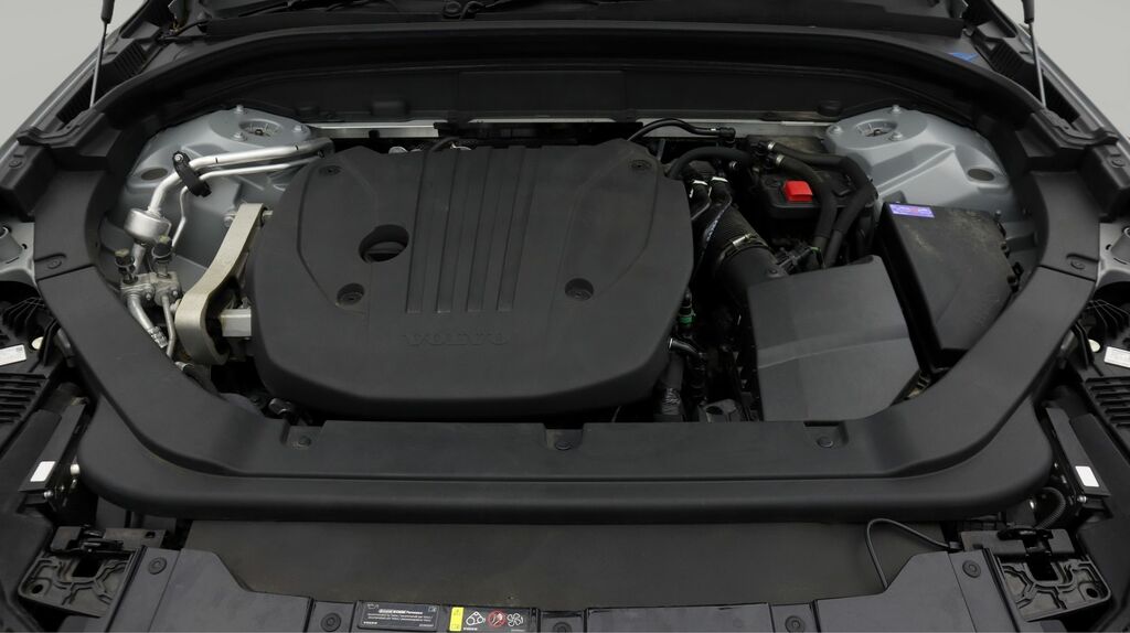 Volvo XC60 2.0 B5p Plus Dark Awd Geartronic Grey #19
