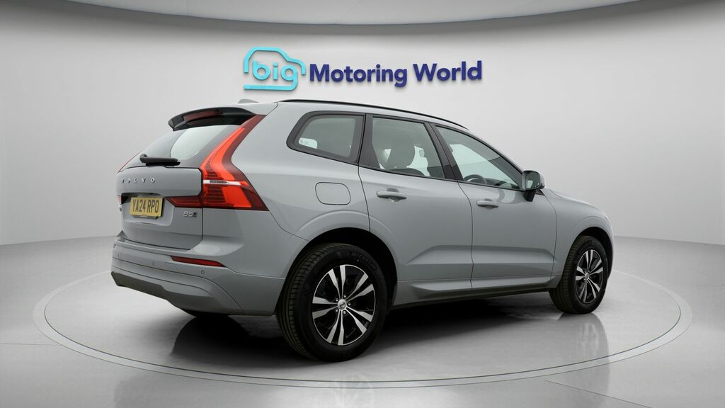 Volvo XC60 2.0 B5p Plus Dark Awd Geartronic Grey #7