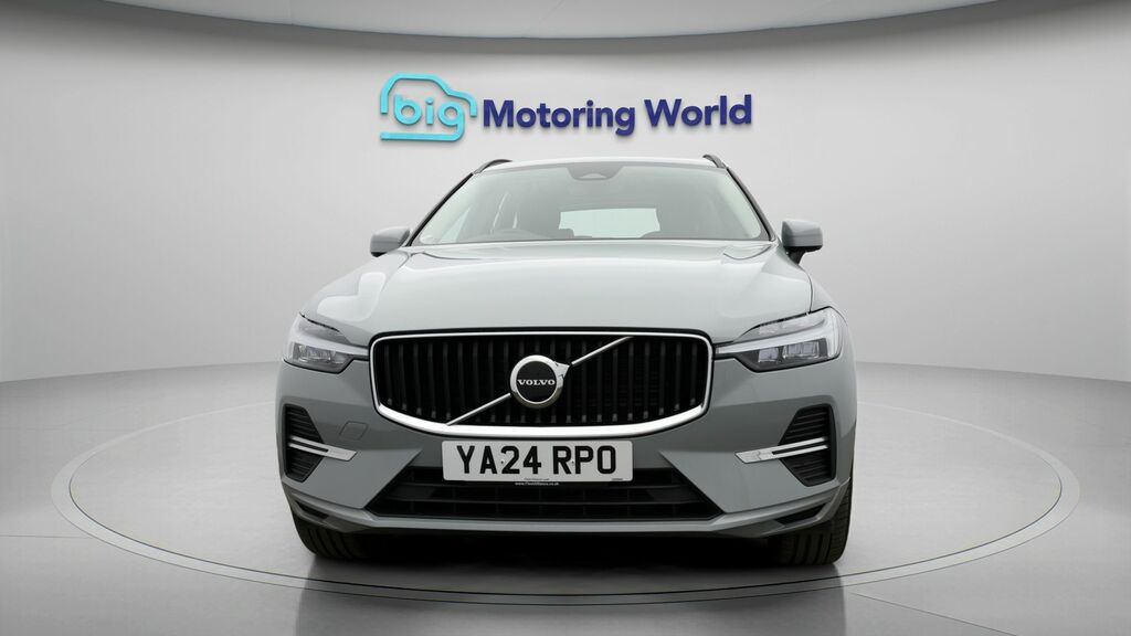 Volvo XC60 Core Grey #2